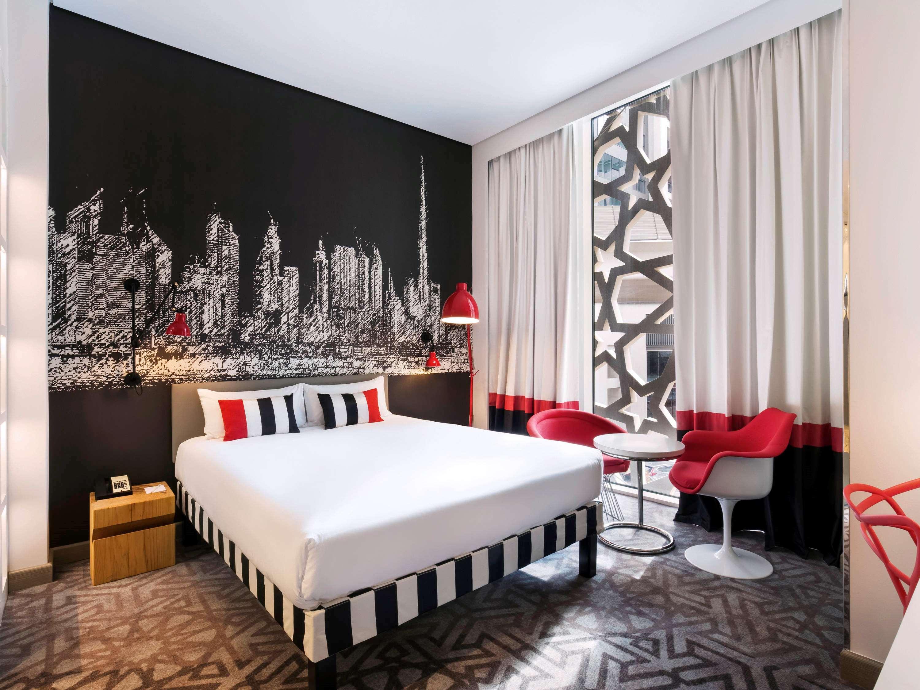 Ibis Styles Dubai Airport Hotel Esterno foto