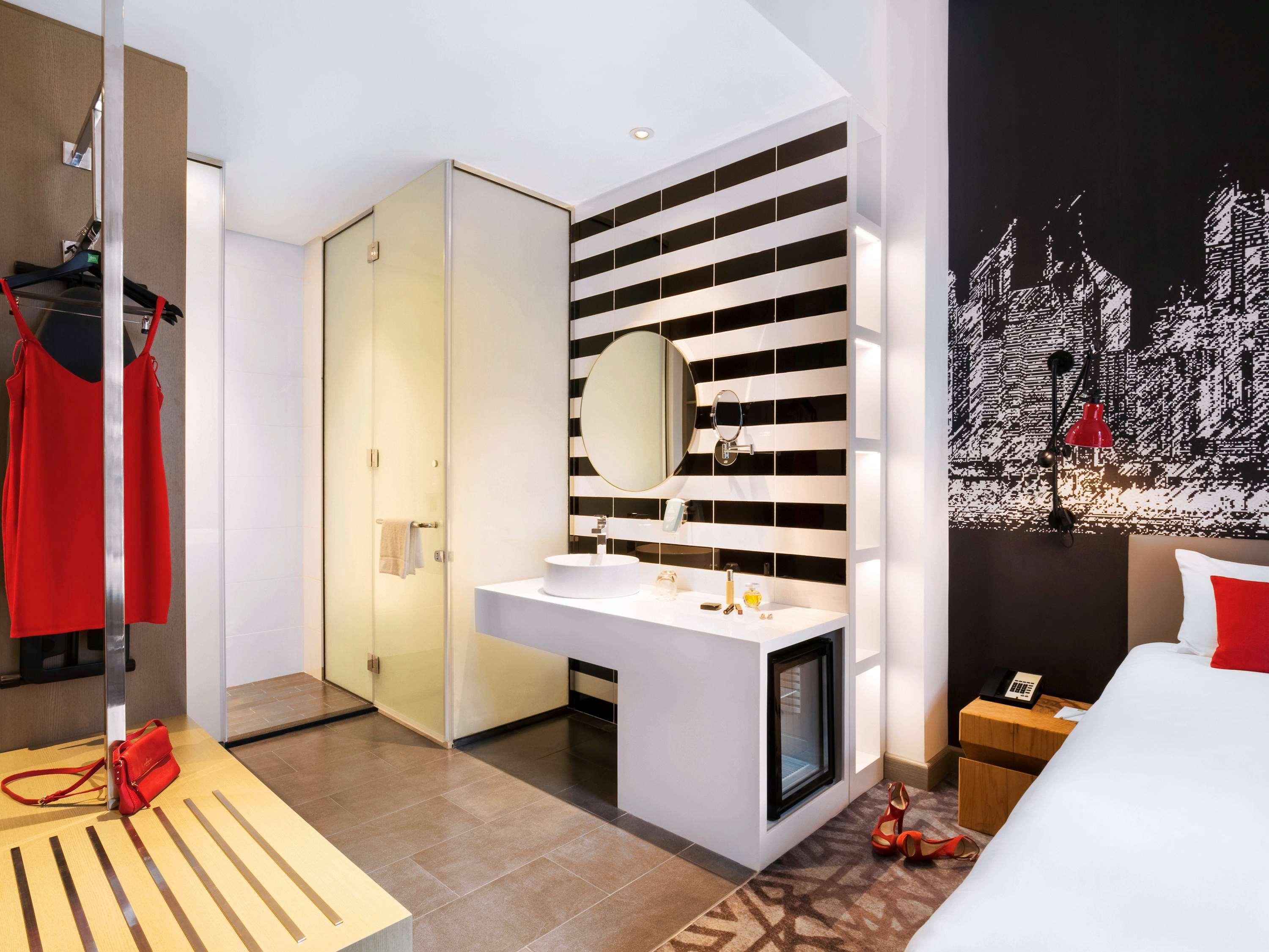 Ibis Styles Dubai Airport Hotel Esterno foto