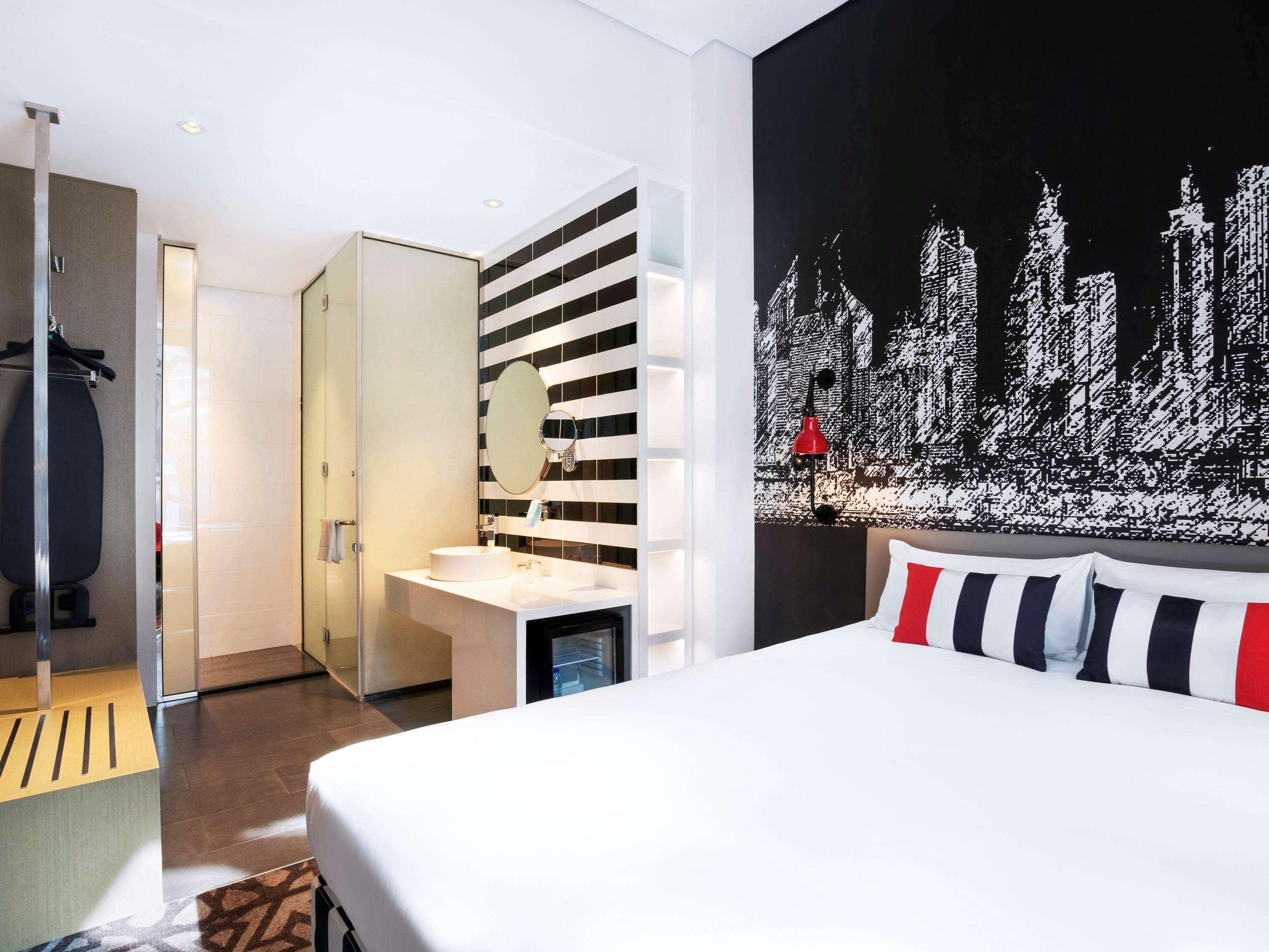 Ibis Styles Dubai Airport Hotel Esterno foto