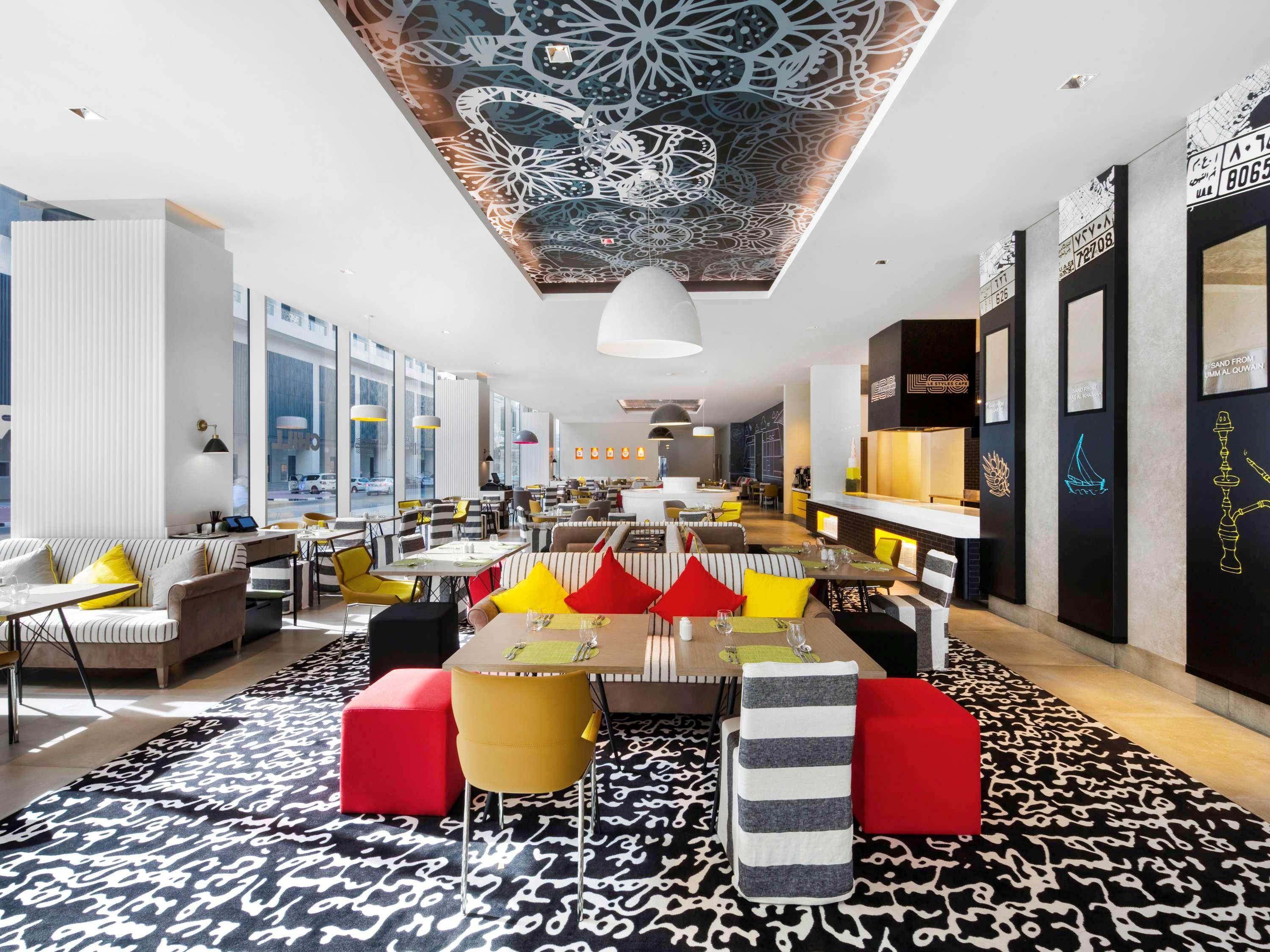 Ibis Styles Dubai Airport Hotel Esterno foto