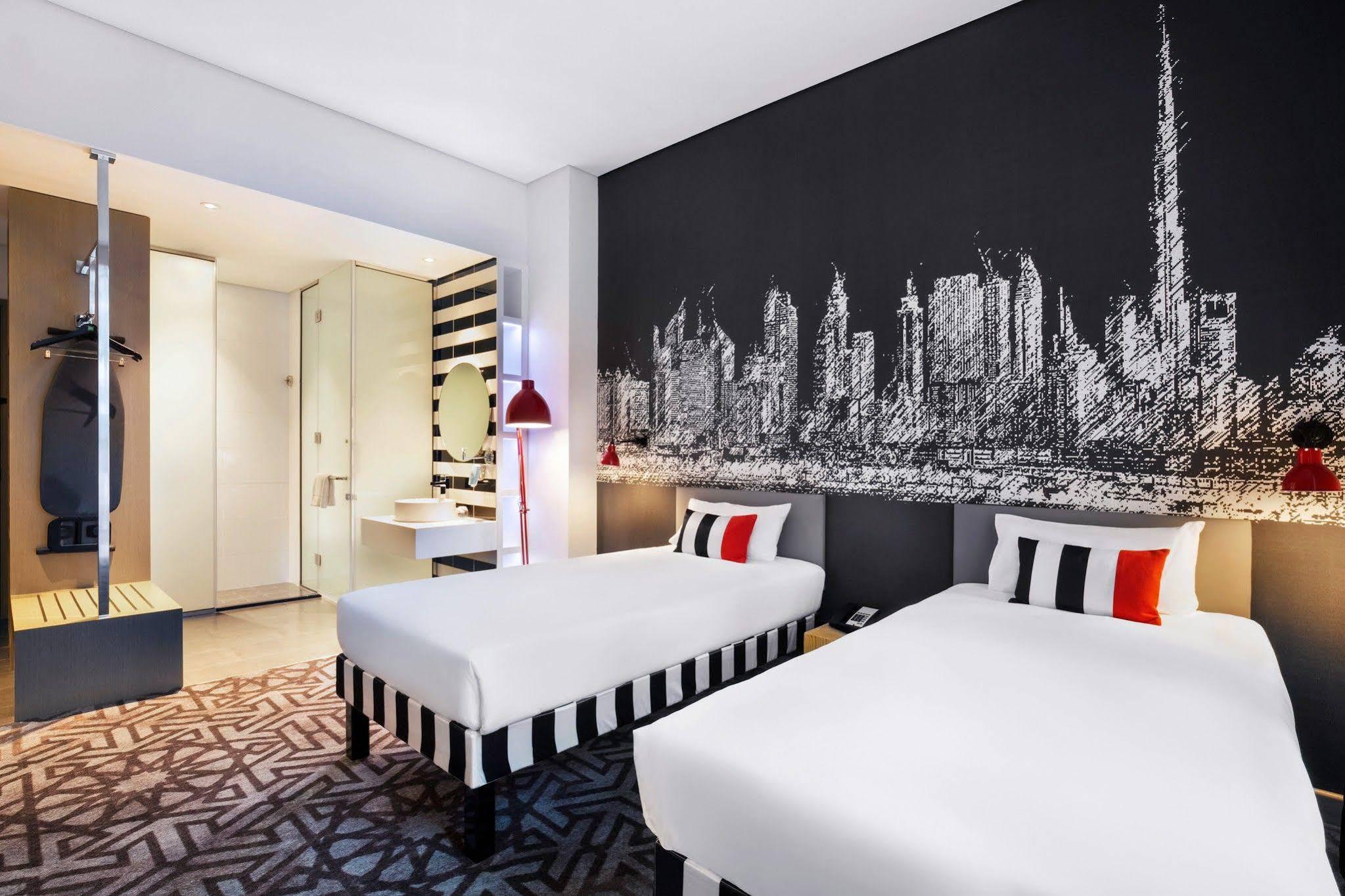 Ibis Styles Dubai Airport Hotel Esterno foto